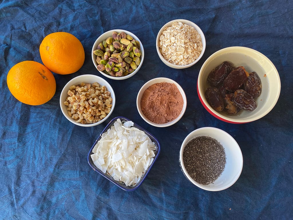 cacao bliss balls - ingredients - for a cacao balls recipe