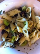 pesto, olive, tomato penne
